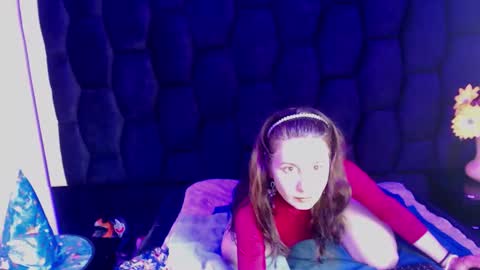 kylie_bloom online show from October 28, 2025, 8:22 pm