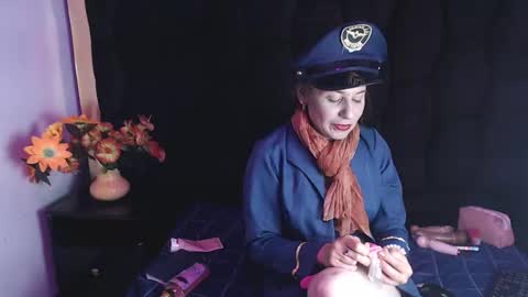 Snapshot of kylie_bloom chatting on November 14, 2025, 10:07 pm kylie_bloom online show from November 14, 2025, 10:07 pm