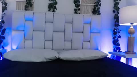 Kylie Myers online show from December 6, 2024, 12:38 pm