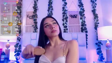 Kylie Myers online show from December 18, 2024, 4:28 pm