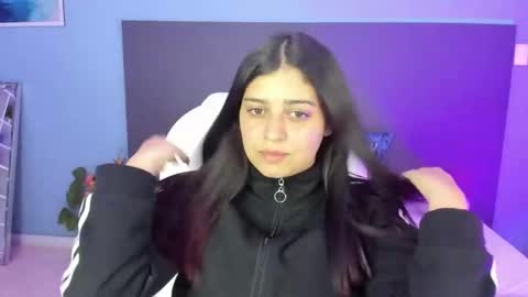 Kylie Reyes  online show from January 28, 2025, 7:00 pm