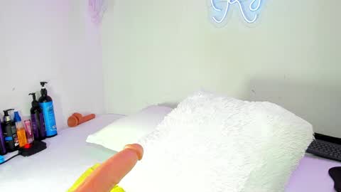 Snapshot of kylie_sttel chatting on December 14, 2024, 12:33 pm kylie Sttel online show from December 14, 2024, 12:33 pm