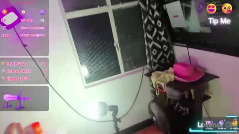 Snapshot of kylie_sttel chatting on February 17, 2025, 1:04 am kylie Sttel online show from February 17, 2025, 1:04 am