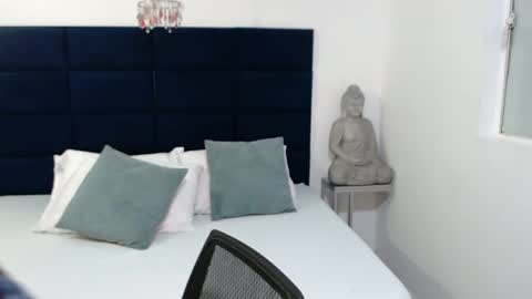 Melissa online show from September 20, 2025, 9:43 am