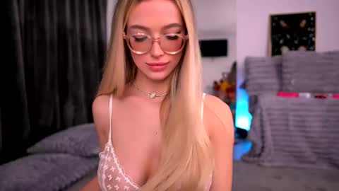 Kylie online show from December 4, 2025, 11:13 pm