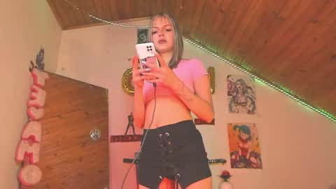 Snapshot of kyliekandy chatting on April 20, 2026, 6:09 pm online show from April 20, 2026, 6:09 pm