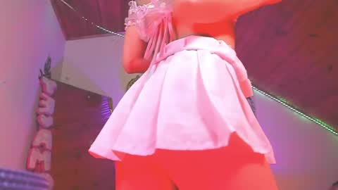Snapshot of kyliekandy chatting on April 21, 2026, 9:50 pm online show from April 21, 2026, 9:50 pm