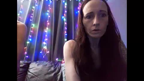 KylieKween online show from October 13, 2025, 5:29 am