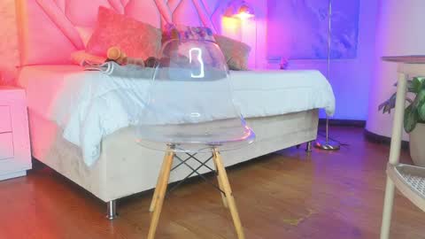 Snapshot of kylle_2050 chatting on April 1, 2026, 12:06 pm Kyle online show from April 1, 2026, 12:06 pm