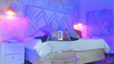 Snapshot of kylle_2050 chatting on April 7, 2026, 11:21 am Kyle online show from April 7, 2026, 11:21 am