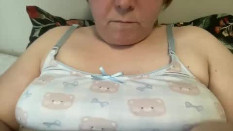 KYLO online show from February 9, 2025, 3:12 pm