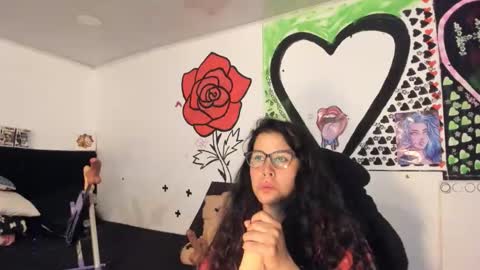 call me kim  online show from December 5, 2025, 2:09 am