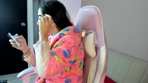 Kym Giraldo online show from December 9, 2024, 6:45 am