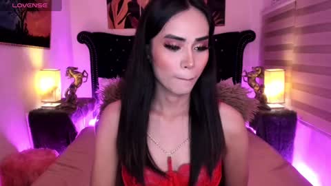 Snapshot of kyndall_mesh chatting on February 12, 2025, 9:01 pm Kyndall online show from February 12, 2025, 9:01 pm