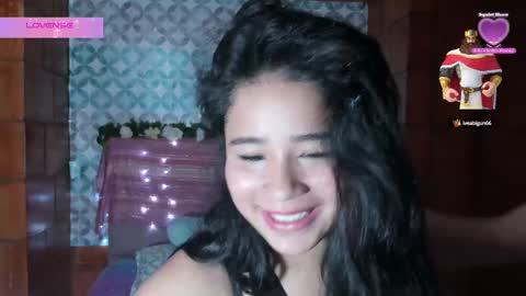 Snapshot of kyomi_beth chatting on December 7, 2024, 2:13 pm kyomi online show from December 7, 2024, 2:13 pm