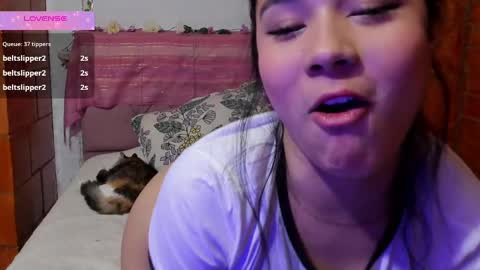 Snapshot of kyomi_beth chatting on December 19, 2024, 6:01 pm kyomi online show from December 19, 2024, 6:01 pm