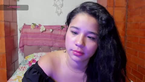 Snapshot of kyomi_beth chatting on January 15, 2025, 12:25 pm kyomi online show from January 15, 2025, 12:25 pm