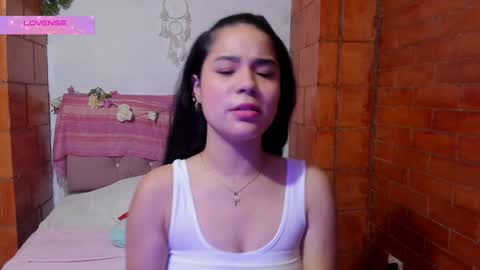 Snapshot of kyomi_beth chatting on January 20, 2025, 3:28 pm kyomi online show from January 20, 2025, 3:28 pm