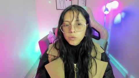 Snapshot of kyomi_chang chatting on December 11, 2024, 12:34 pm Kyomi online show from December 11, 2024, 12:34 pm