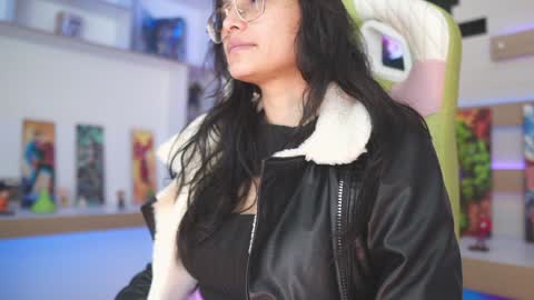 Snapshot of kyomi_chang chatting on January 10, 2025, 12:58 pm Kyomi online show from January 10, 2025, 12:58 pm