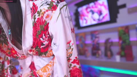 Snapshot of kyomi_chang chatting on January 21, 2025, 5:09 pm Kyomi online show from January 21, 2025, 5:09 pm