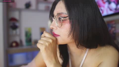 Snapshot of kyomi_chang chatting on January 23, 2025, 5:21 pm Kyomi online show from January 23, 2025, 5:21 pm