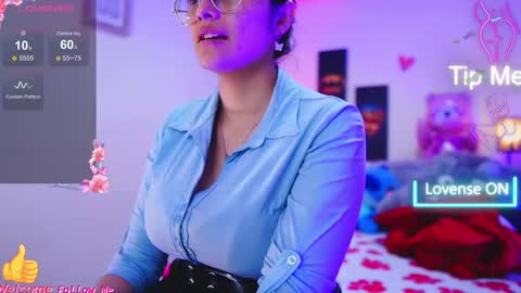 Snapshot of kyomi_chang chatting on February 17, 2025, 12:38 pm Kyomi online show from February 17, 2025, 12:38 pm