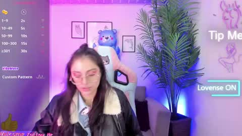 Snapshot of kyomi_chang chatting on March 6, 2025, 1:03 pm Kyomi online show from March 6, 2025, 1:03 pm