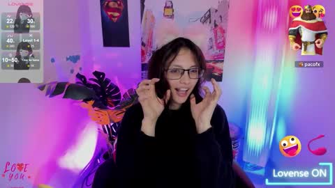 Kyomi online show from November 24, 2025, 1:55 pm