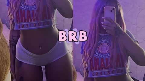 Fernanda online show from December 23, 2024, 4:44 am