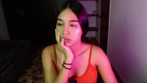 Kyra  online show from April 7, 2026, 5:08 am