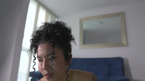 schedule 300 pm - 1100pm colombia time online show from March 6, 2025, 9:20 pm