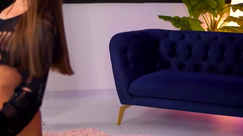 Kyssa online show from November 11, 2025, 7:36 pm