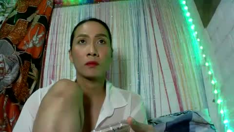 kyutshyne online show from January 27, 2025, 6:41 pm