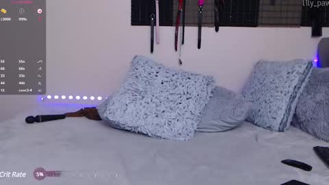 Lily Paw  online show from January 20, 2025, 11:32 pm