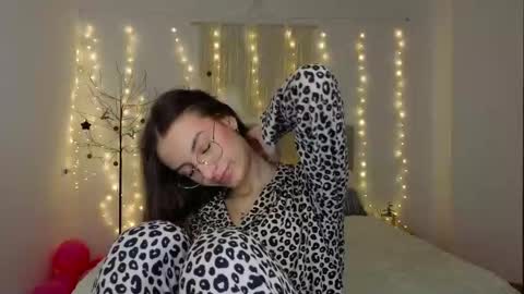 Margo  online show from January 9, 2026, 2:09 pm