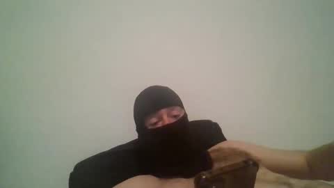 la_cagoule online show from May 4, 2026, 4:52 am