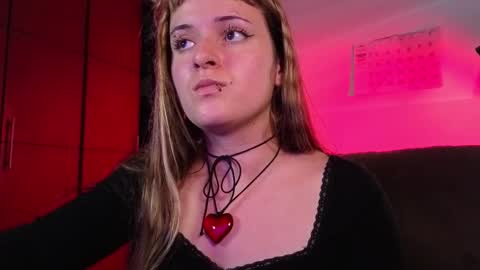 Hanna FREE ONLYFANS  online show from December 2, 2025, 10:05 pm