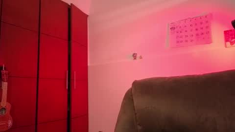 Hanna FREE ONLYFANS  online show from December 19, 2025, 9:33 pm