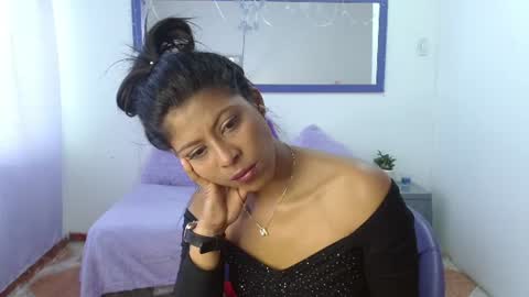 Snapshot of la_negritaa chatting on June 9, 2026, 8:31 pm Sara online show from June 9, 2026, 8:31 pm