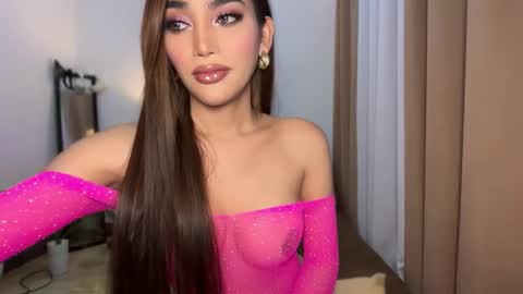 ISABEL online show from March 18, 2026, 9:23 am