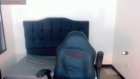 Snapshot of la_ratona_1 chatting on December 24, 2024, 6:22 am AriSaray online show from December 24, 2024, 6:22 am