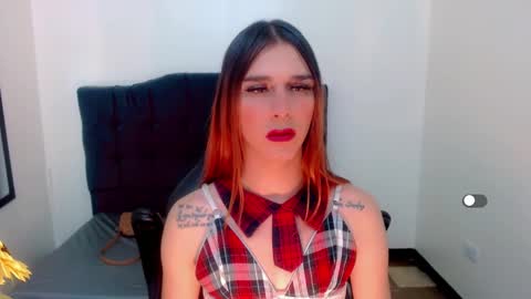 Snapshot of la_ratona_1 chatting on January 7, 2025, 10:52 pm AriSaray online show from January 7, 2025, 10:52 pm