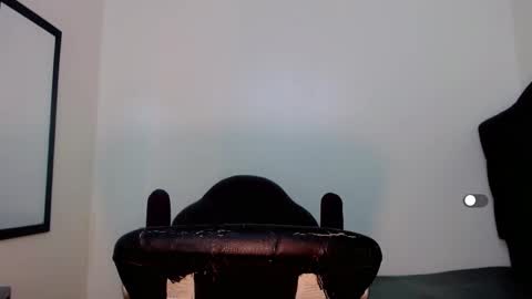 Snapshot of la_ratona_1 chatting on January 21, 2025, 9:15 pm AriSaray online show from January 21, 2025, 9:15 pm