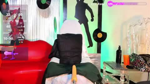 Snapshot of la_ratona_1 chatting on July 11, 2026, 11:57 am AriSaray online show from July 11, 2026, 11:57 am