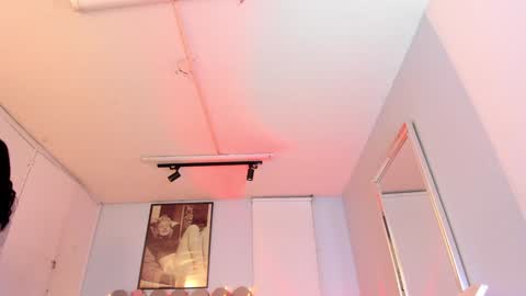 Cris  online show from December 28, 2024, 12:03 pm