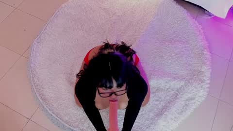 Cris  online show from December 31, 2024, 5:40 pm