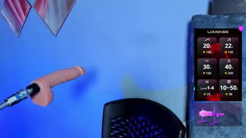 Snapshot of laau_hot1 chatting on October 25, 2025, 8:25 pm danny online show from October 25, 2025, 8:25 pm