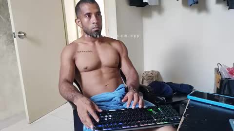 Snapshot of lacasadelosmunecosbq chatting on November 6, 2025, 2:40 pm Bruno Smith online show from November 6, 2025, 2:40 pm