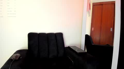 lace_victoria online show from January 9, 2025, 1:08 am